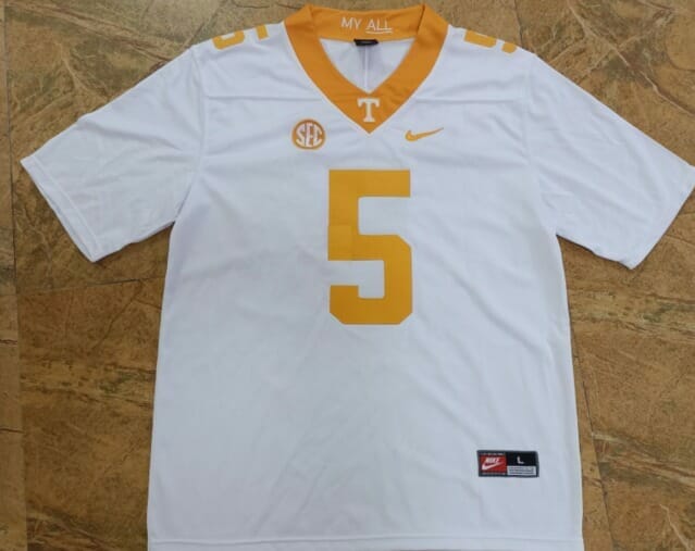 Hendon Hooker Football Jersey #5 Tennessee Volunteers Replica NCAA White, Top Smart Design Hendon Hooker Football Jersey #5 Tennessee Volunteers Replica NCAA White, Top Smart Design
